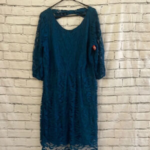 Women’s Blue lace overlay cropped sleeve dress 2X